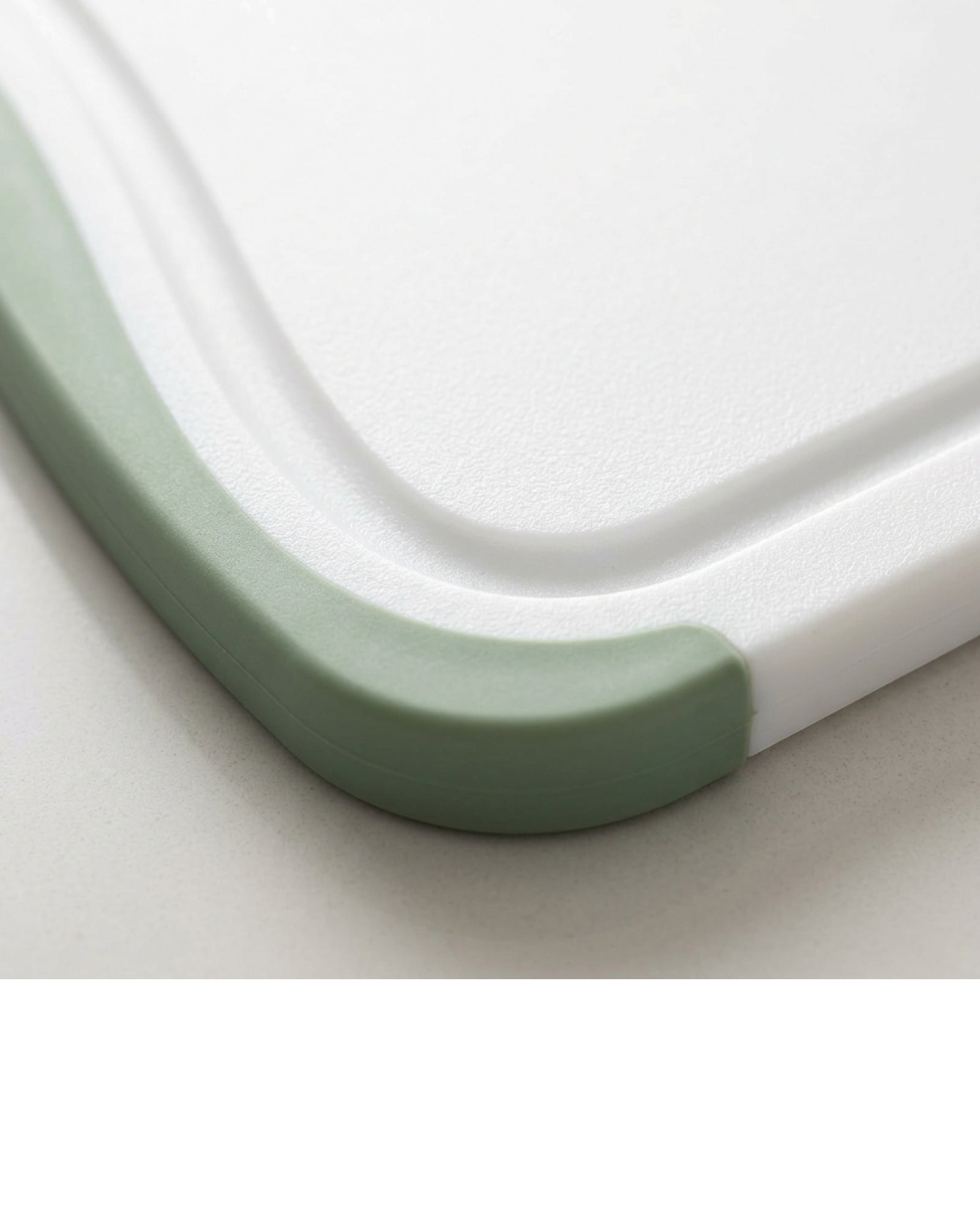 Kxvpn HDPE Non Slip Border Cutting Board White Sage - Detail view